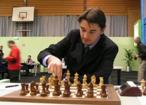 亞歷山大·莫洛澤維奇 亞歷山大·莫洛澤維奇