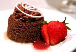 草莓朱古力蛋糕