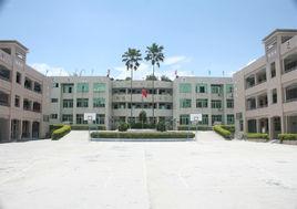 霖磐中學 霖磐中學