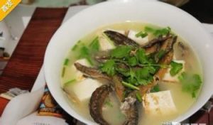 木耳泥鰍豆腐湯 木耳泥鰍豆腐湯