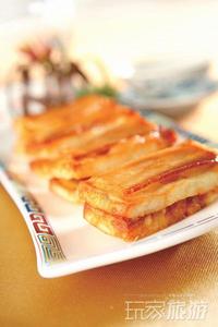 七彩雲南大酒樓