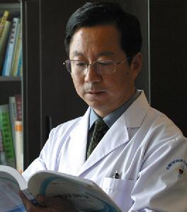 石嘴山市第一人民醫院院長羅濤