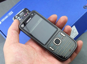 諾基亞 C5-01 諾基亞 C5-01