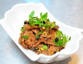 辣醬拌牛肉 辣醬拌牛肉