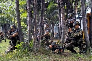 影片《槍手》精彩劇照