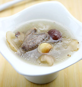 芡實蓮子燉鵪鶉湯 芡實蓮子燉鵪鶉湯