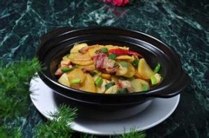 土豆煲 土豆煲