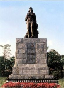 紅色娘子軍雕像