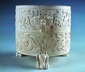 東漢神獸紋玉樽 東漢神獸紋玉樽