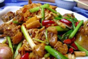 椒蒜牛肉燜筍 椒蒜牛肉燜筍