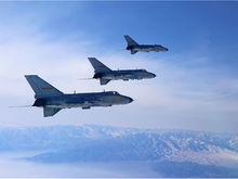 中國空軍殲-8Ⅱ戰鬥機巡航