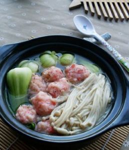 蝦丸冬粉煲 蝦丸冬粉煲