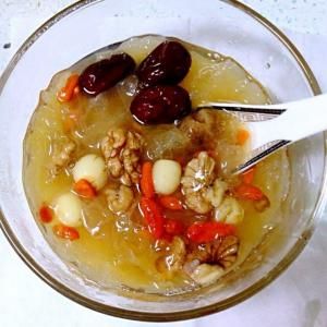 桂圓蓮子銀耳湯
