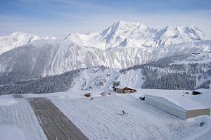 庫爾舍維勒機場 庫爾舍維勒機場
