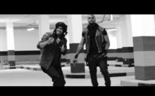 Big Sean和Kanye West在“Mercy”的MV