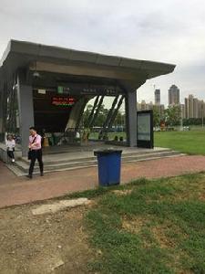 鍾南街站 鍾南街站