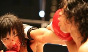 《拳擊主婦》 《拳擊主婦》