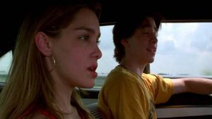 驚心食人族劇照