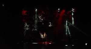 （圖）《刑場上的婚禮》獻禮版《紅色箴言》