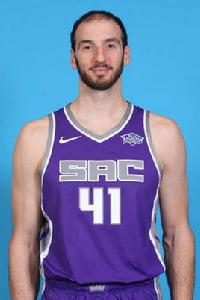 科斯塔·庫佛斯 科斯塔·庫佛斯