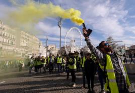 黃馬甲[法國巴黎“黃馬甲”運動]