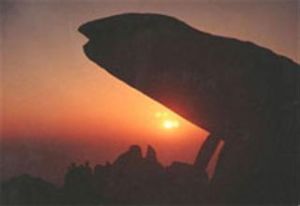 探海石-雲海玉盤 探海石-雲海玉盤