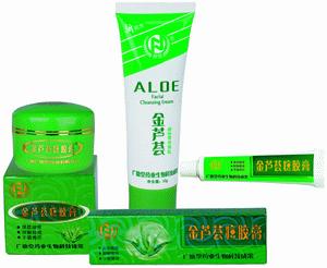 金蘆薈痘膠膏 金蘆薈痘膠膏