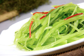 萵筍絲炒韭菜 萵筍絲炒韭菜