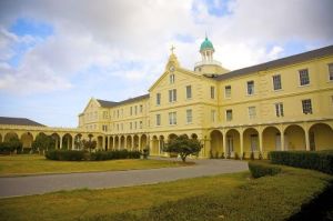 莫比爾大學 莫比爾大學