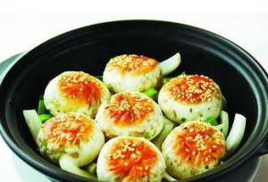 鐵板生煎包 鐵板生煎包