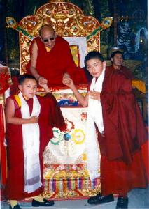 根松成林曲傑嘉才仁波且