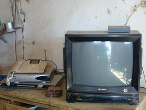 刷竹拉村-通電視