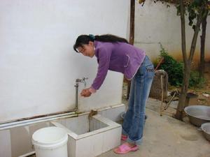 擁軍小區通自來水狀況