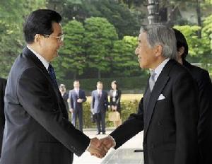 （圖）明仁天皇