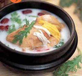 藥參雞湯 藥參雞湯