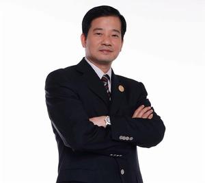 陳懷德[中國扶貧開發協會副會長富佑集團董事局主席]