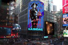 任月麗登上了美國紐約時代廣場