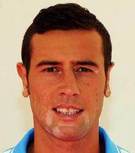 萊昂德羅&middot;里瑙多