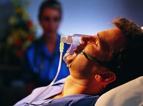 健康人士高濃度吸氧可能引發氧中毒