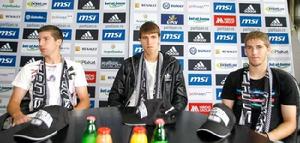 中為納斯塔西奇