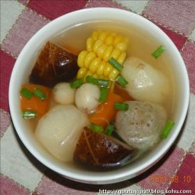 肉丸蔬菜湯 肉丸蔬菜湯