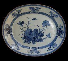 青花蓮花紋大盤