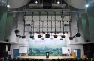 外掛三基色柔光燈案例