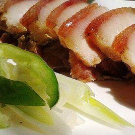 鹽邊油底肉 鹽邊油底肉