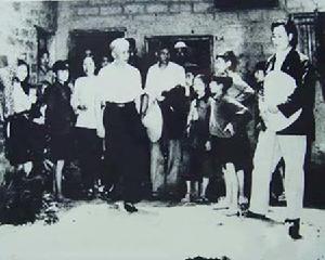 （圖）劉少奇同志視察黃材水庫