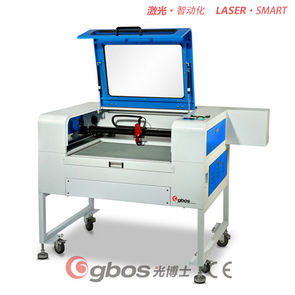 非金屬雷射切割機 非金屬雷射切割機