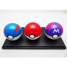 實物模型（右一）