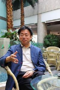 丁振華[煙臺東方電子信息產業股份有限公司董事長]