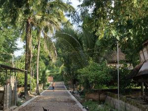 曼回邁村 曼回邁村