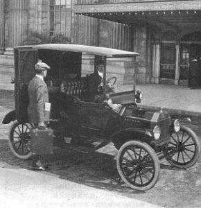 “T型”福特牌汽車問世